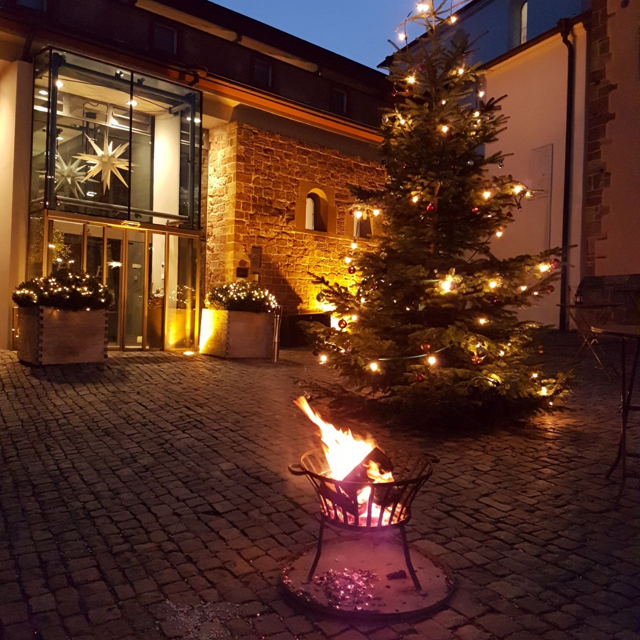Traditioneller Weihnachtsmarkt im Kloster Hornbach